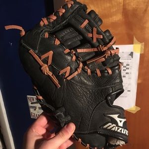 First basemen glove